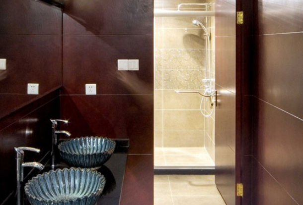 南充沉香市场生意红火供需两旺