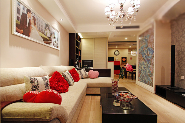 南充10万装修费打造89平两居浪漫婚房