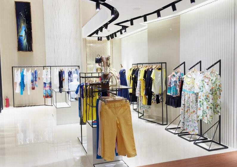 蚌埠女装店装修