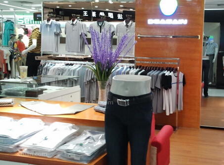 服装店装修设计 服装店装修设计