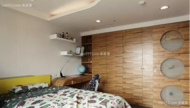 墙面怎么设计好？木地板上墙效果出乎意料