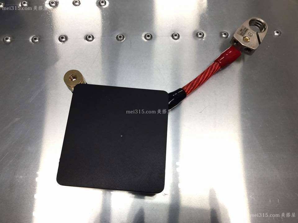 小黑盒子开锁神器是真的假的 智能门锁开锁神奇小黑盒子