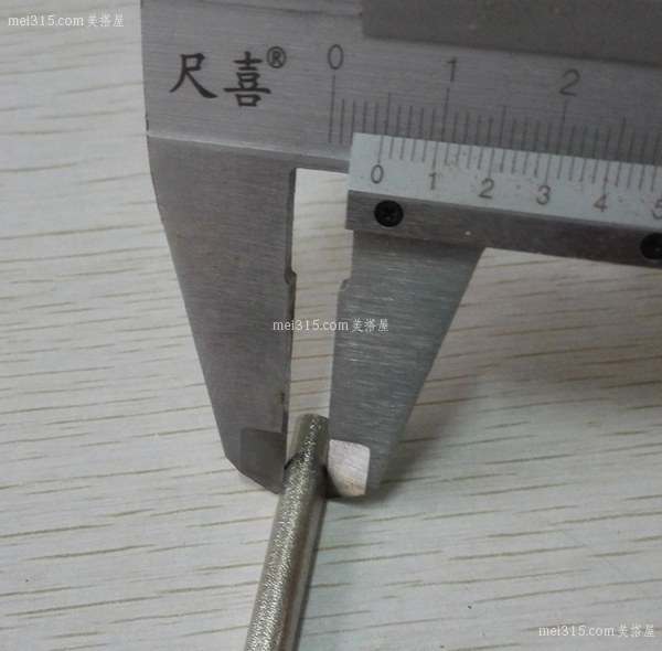 常用的瓷砖钻头有哪些 瓷砖打眼需要哪些工具及步骤