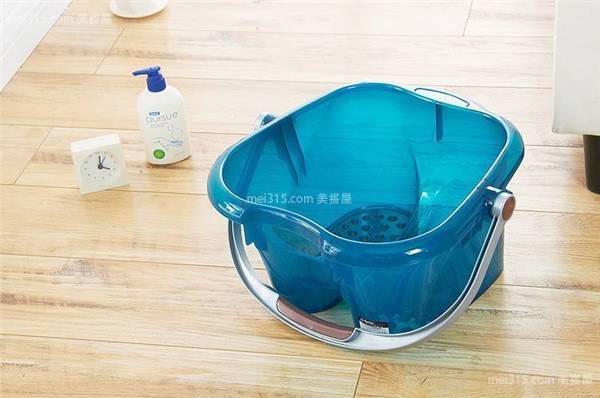每天泡脚有什么好处 塑料足浴桶怎么使用