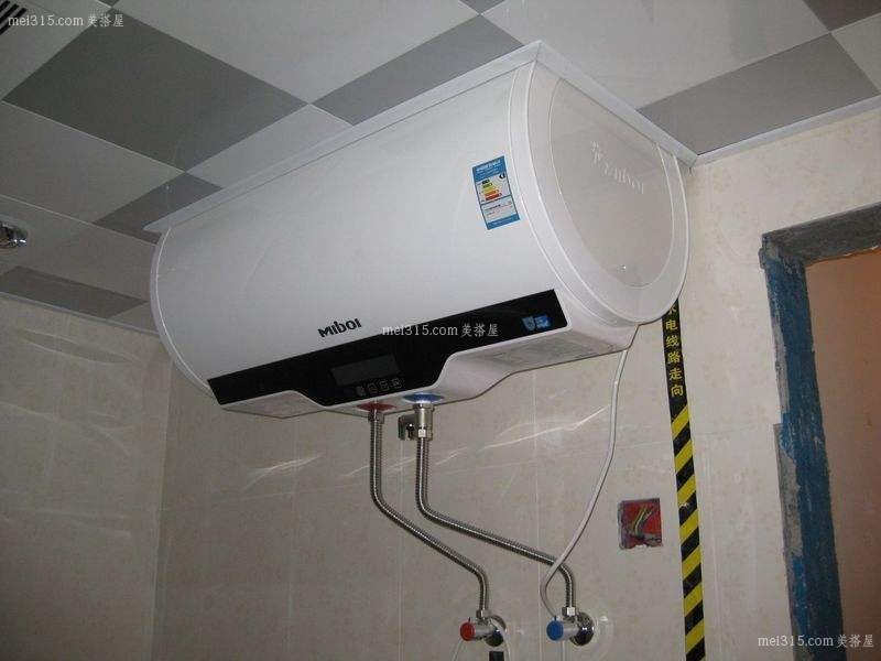 浴室热水器漏水什么原因?浴室热水器漏水如何解决?