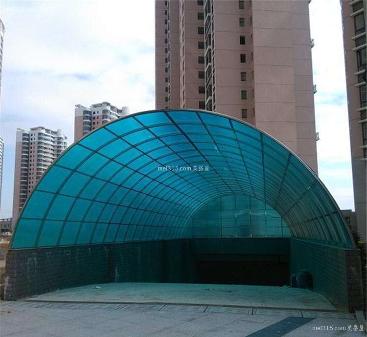 阳光板雨棚搭建步骤是什么?如何搭建阳光板雨棚?